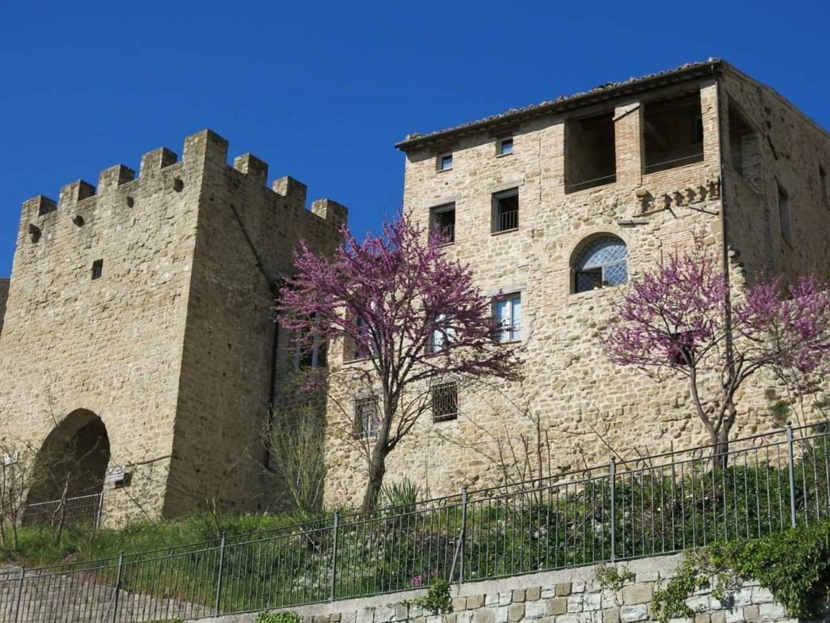 Est Locanda San Ginesio Exterior photo